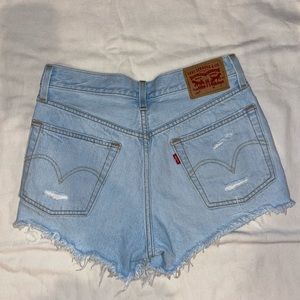 Levi 501 cutoff shorts